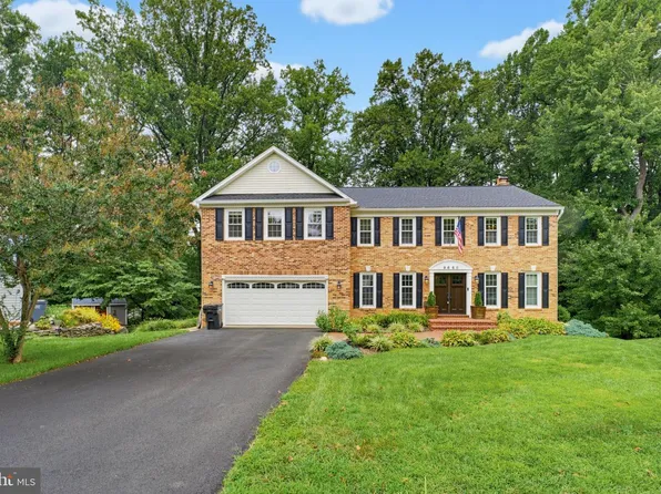 9660 Boyett Ct, Fairfax, VA 22032