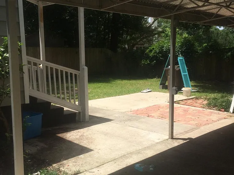 214 Pinehill Dr — Photo 9