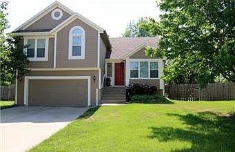 1st image of 5561 Belmont Dr