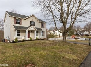 1007 Lexington Dr, Aliquippa, PA