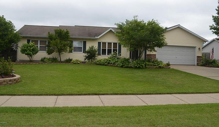 1st image of 3939 Green Acre Dr
