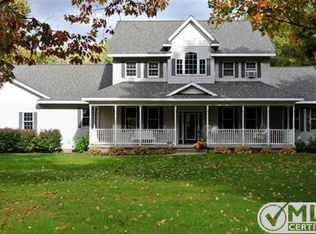 730 Bishop Woods Rd, Marquette, MI 49855