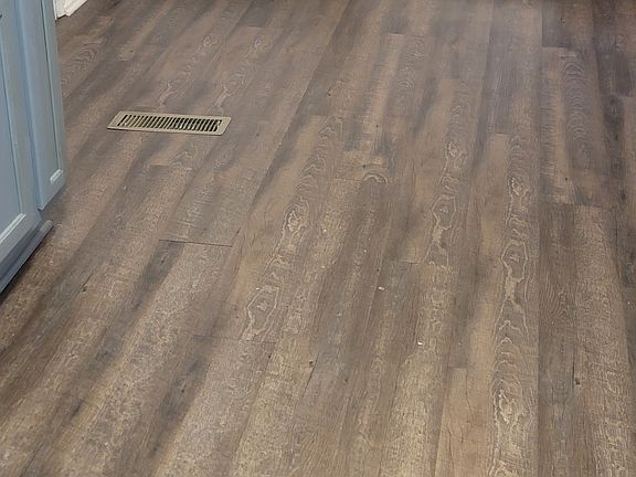 4th image of 920 N 18th Ave