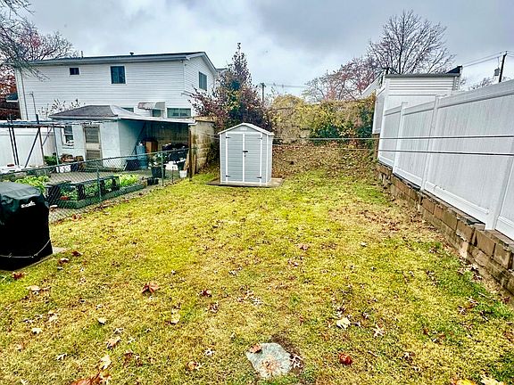 3rd image of 48 Lamport Blvd