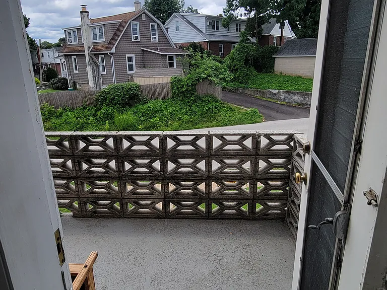 373 Shady Ln #2 — Photo 2