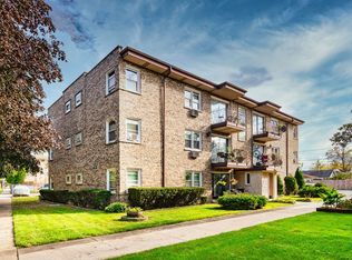 8545 Arnold Ave APT 2SW, River Grove, IL 60171