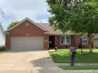 4952 Marble Dr, Newburgh, IN 47630