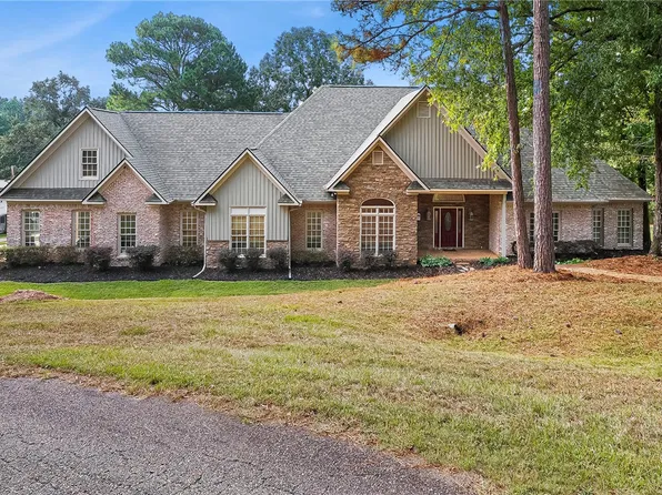 255 Lee Road 2069, Smiths Station, AL 36877