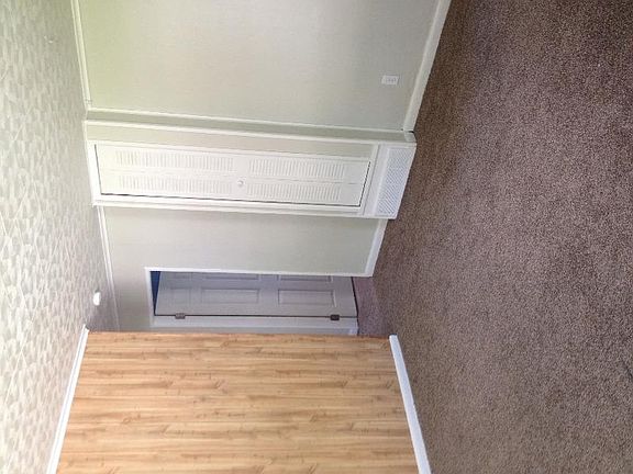 3rd image of 27853 Lenox Ave