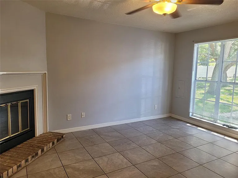 11301 Grandville Dr — Photo 5