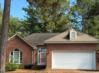 6 Chestnut Ln, Pinehurst, NC 28374
