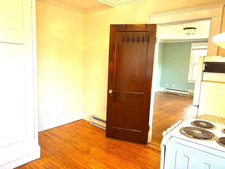 445 S Main St #6 — Photo 12