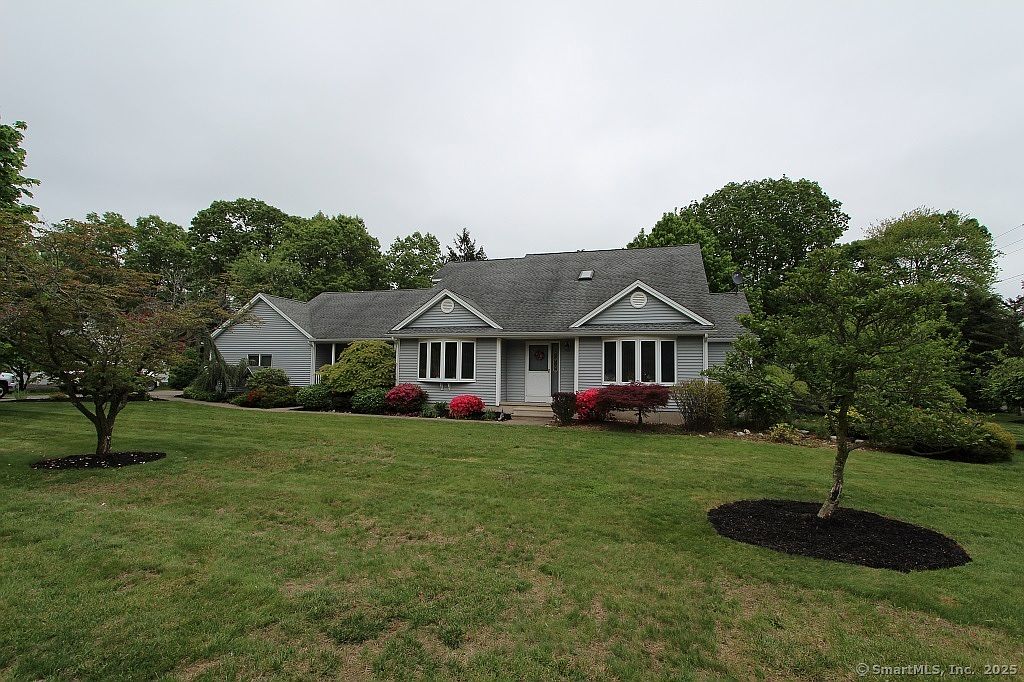 お*様 NEIGHBORHOOD × S/DOUBLE TAILORED/C-S 55 Wonx Spring Road, Plantsville, CT 06479 | Zillow