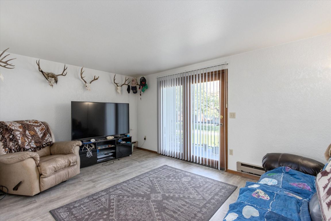 next background image