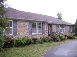 2115 Harding Pl, Murfreesboro, TN 37129