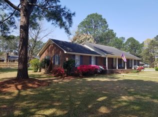 208 Tuckahoe Dr, Greenville, NC 27858