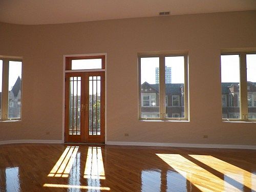 3rd image of 4759 S Forrestville Ave #1E