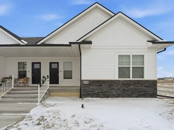 2488 Bluegrass St, Marion, IA 52302