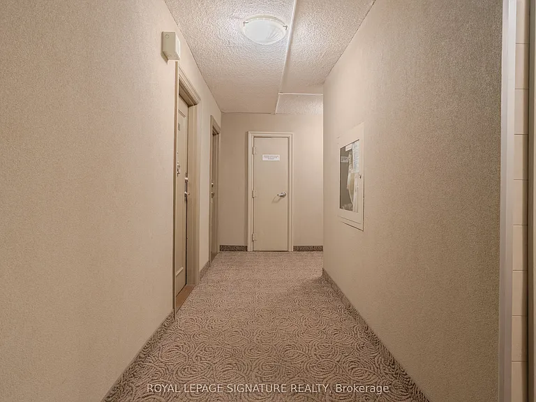 975 Warwick Ct #1608 — Photo 18