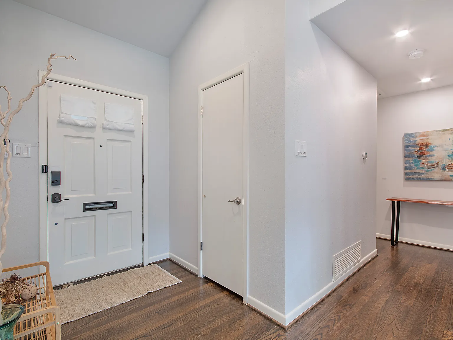 3 bed, 1582 sqft, $2,550 — Photo 4