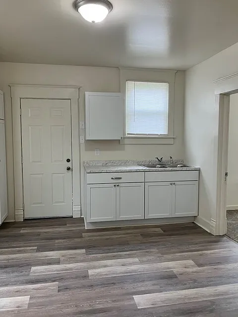 319 W Nebraska Ave photo 1