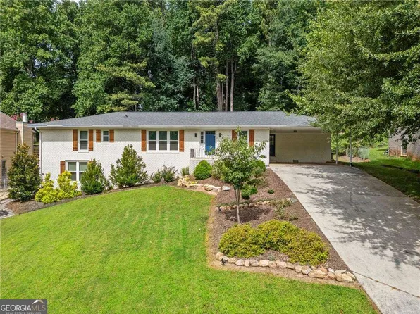 1701 Smithwood Dr, Marietta, GA 30062