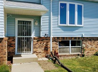510 17th St NW, Mandan, ND 58554