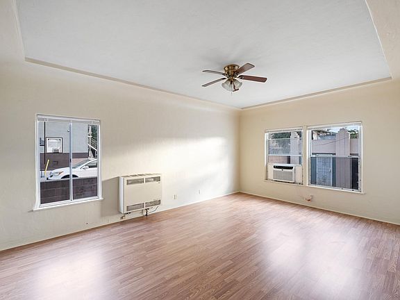 4th image of 200 E Lomita Ave APT 4