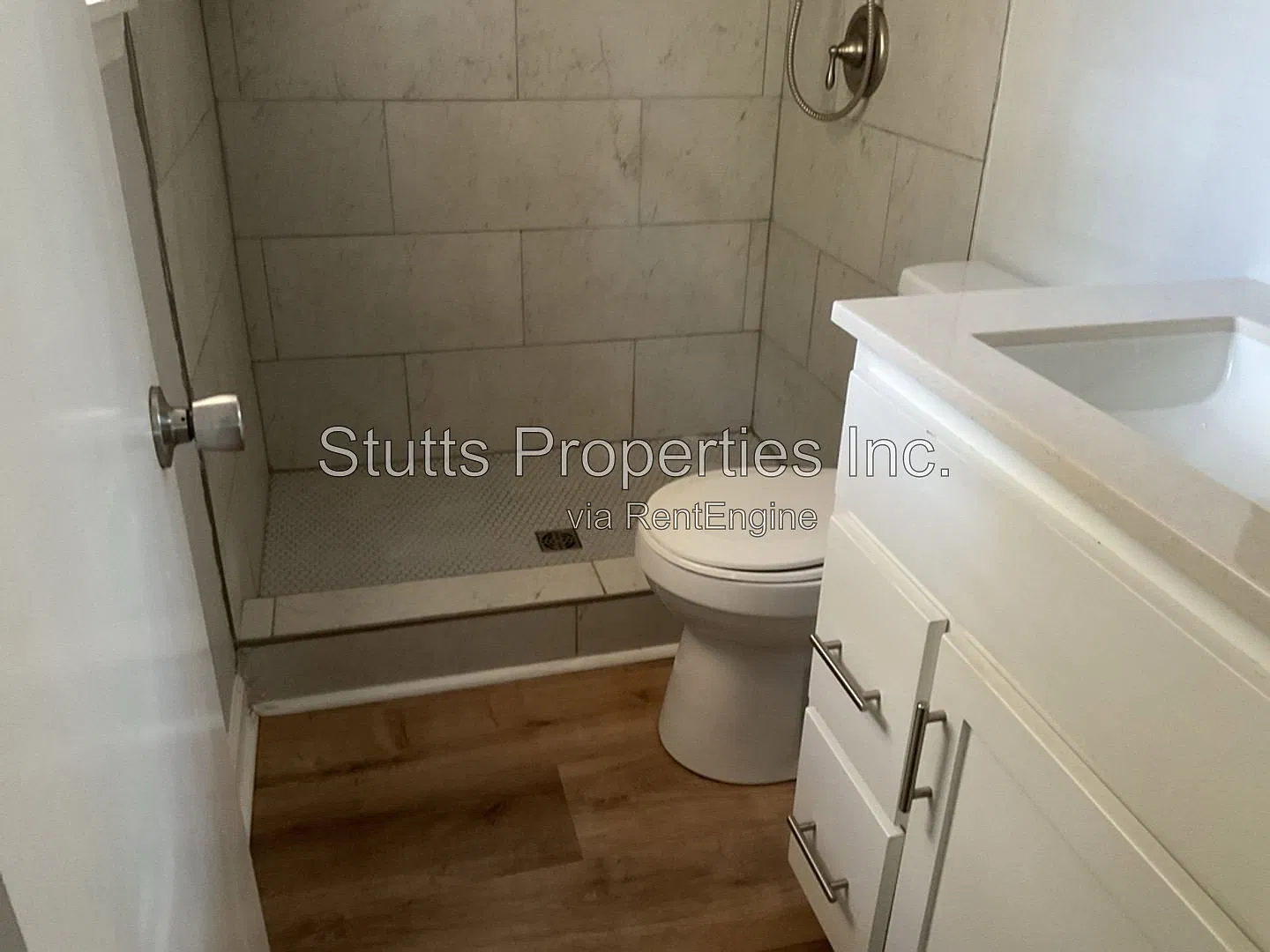 3 bed, 2.0 bath, $1,295 — Photo 2