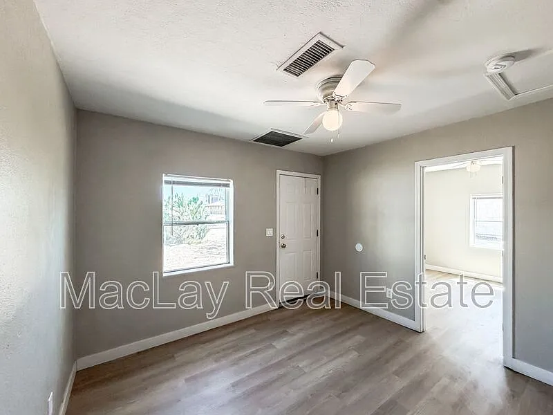 1 bed, 1.0 bath, 768 sqft, $975 — Photo 3