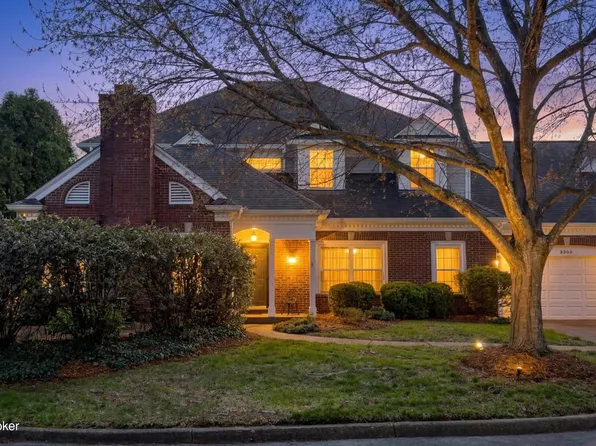 5943 Ashwood Bluff Dr, Louisville, KY 40207