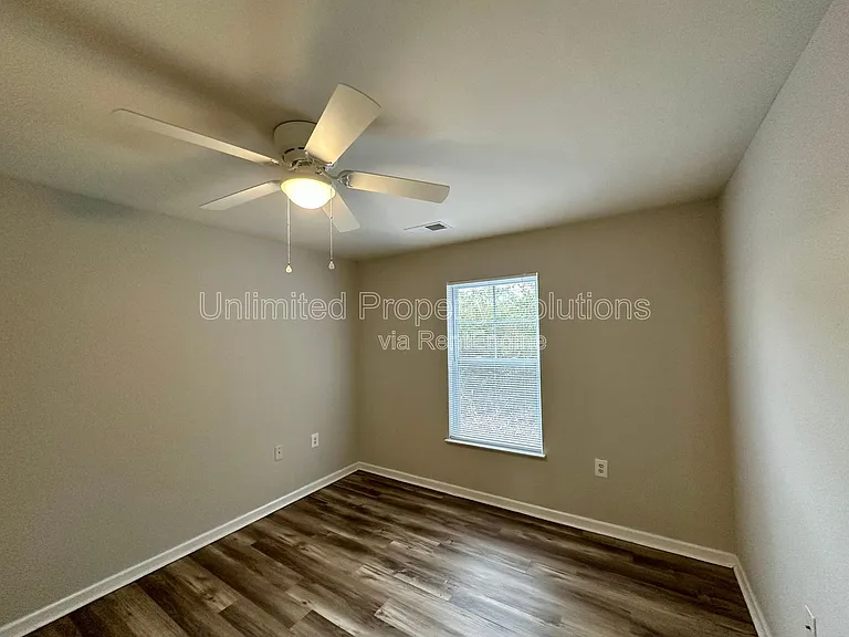 370 S Kerr Ave #101 — Photo 10