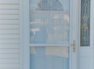 4 Cinnamon Dr, Lumberton, NJ 08048