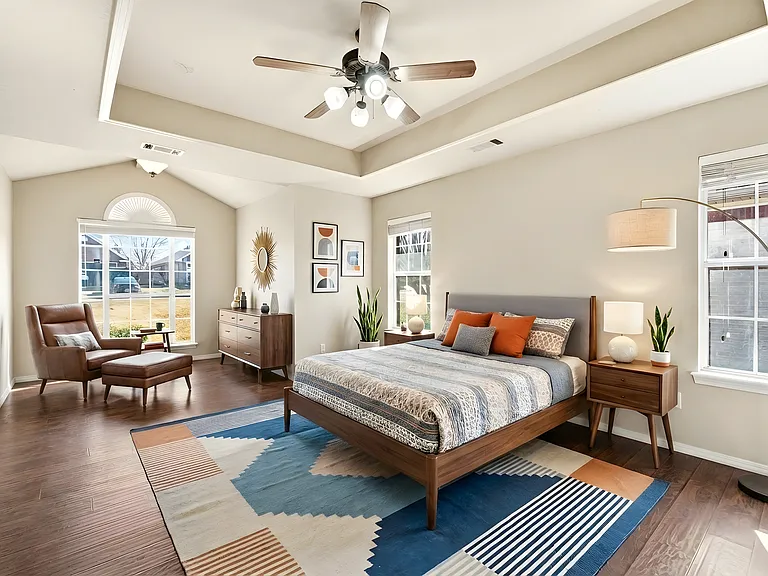 7100 Millennium Dr — Photo 16