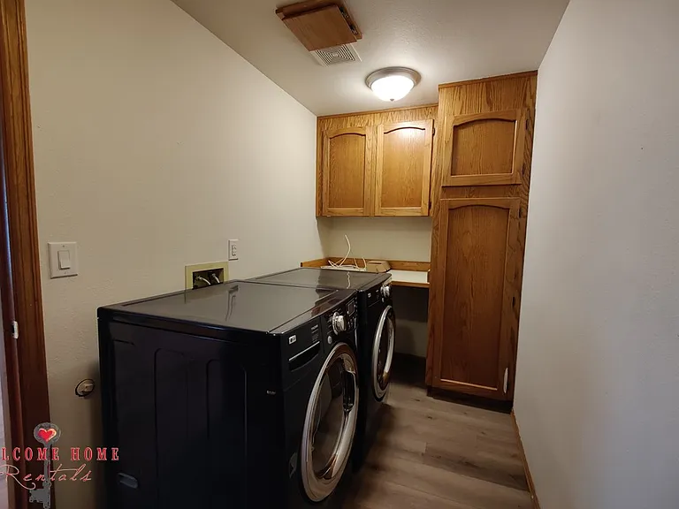 319 Marietta Pl — Photo 18