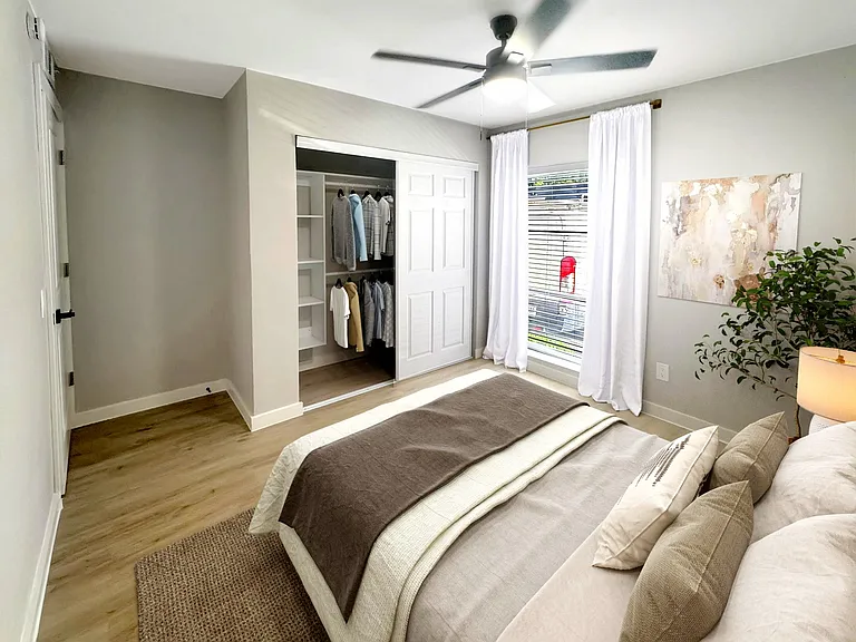 5106 N 1/2 Lamar Blvd #278 — Photo 12