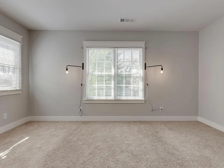 1514 Kirkwood Ave — Photo 17