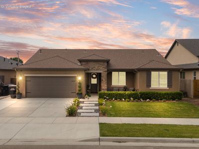 1371 W Sawtooth Place, Hanford, CA, 93230
