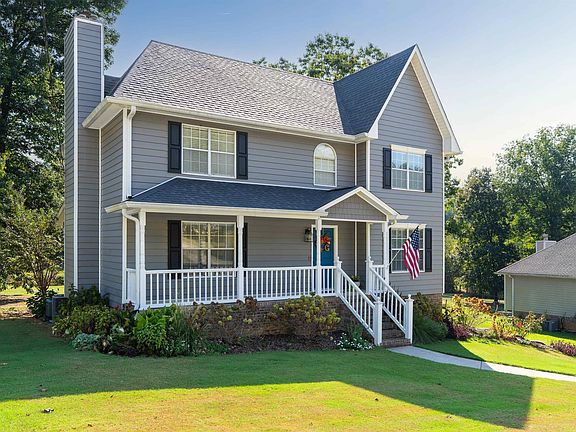 3rd image of 8233 Matson Cir
