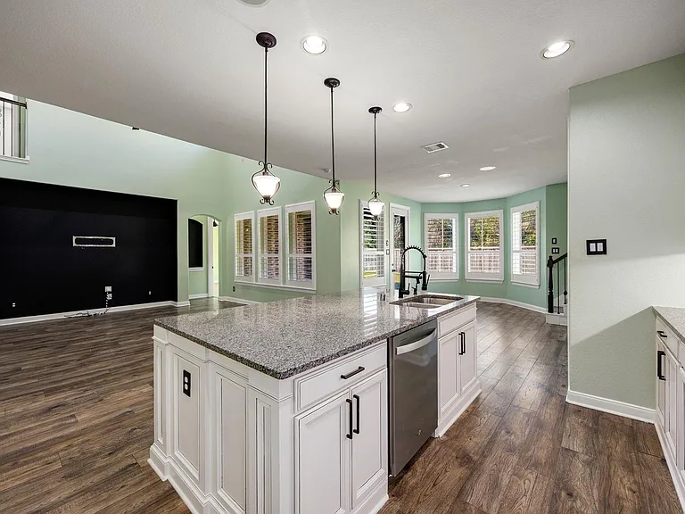 22335 Sawmill Ranch Dr — Photo 16