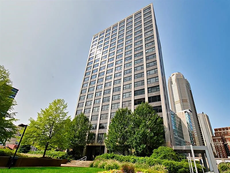 112 Washington Pl APT 6D photo 1