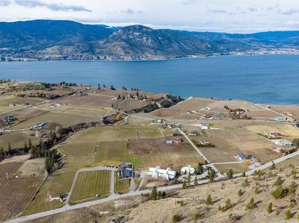 880 Naramata Rd, Penticton, BC V2A 8T5