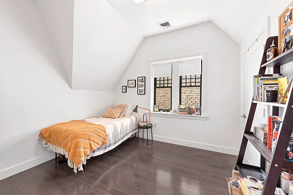 Rented by Corcoran | media 4