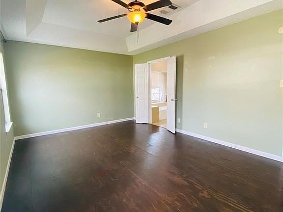 2nd image of 4402 Santa Cruz Ln