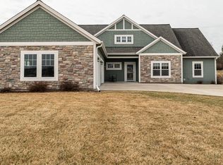 4915 Meadowview COURT, Grafton, WI 53024