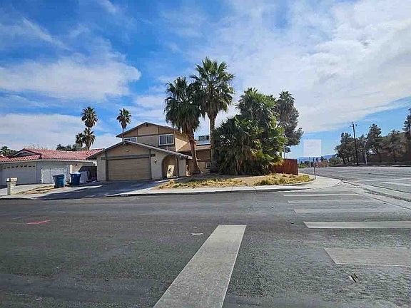 3rd image of 5274 Annie Oakley Dr