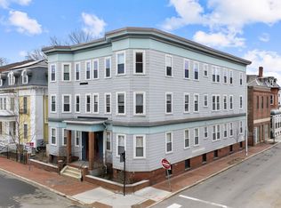 9 Magazine St #AA1, Cambridge, MA 02139