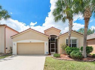172 Seminole Lakes Dr, Royal Palm Beach, FL 33411