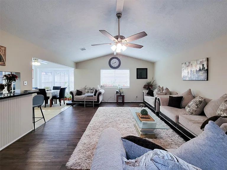 412 Land Grant Dr — Photo 8