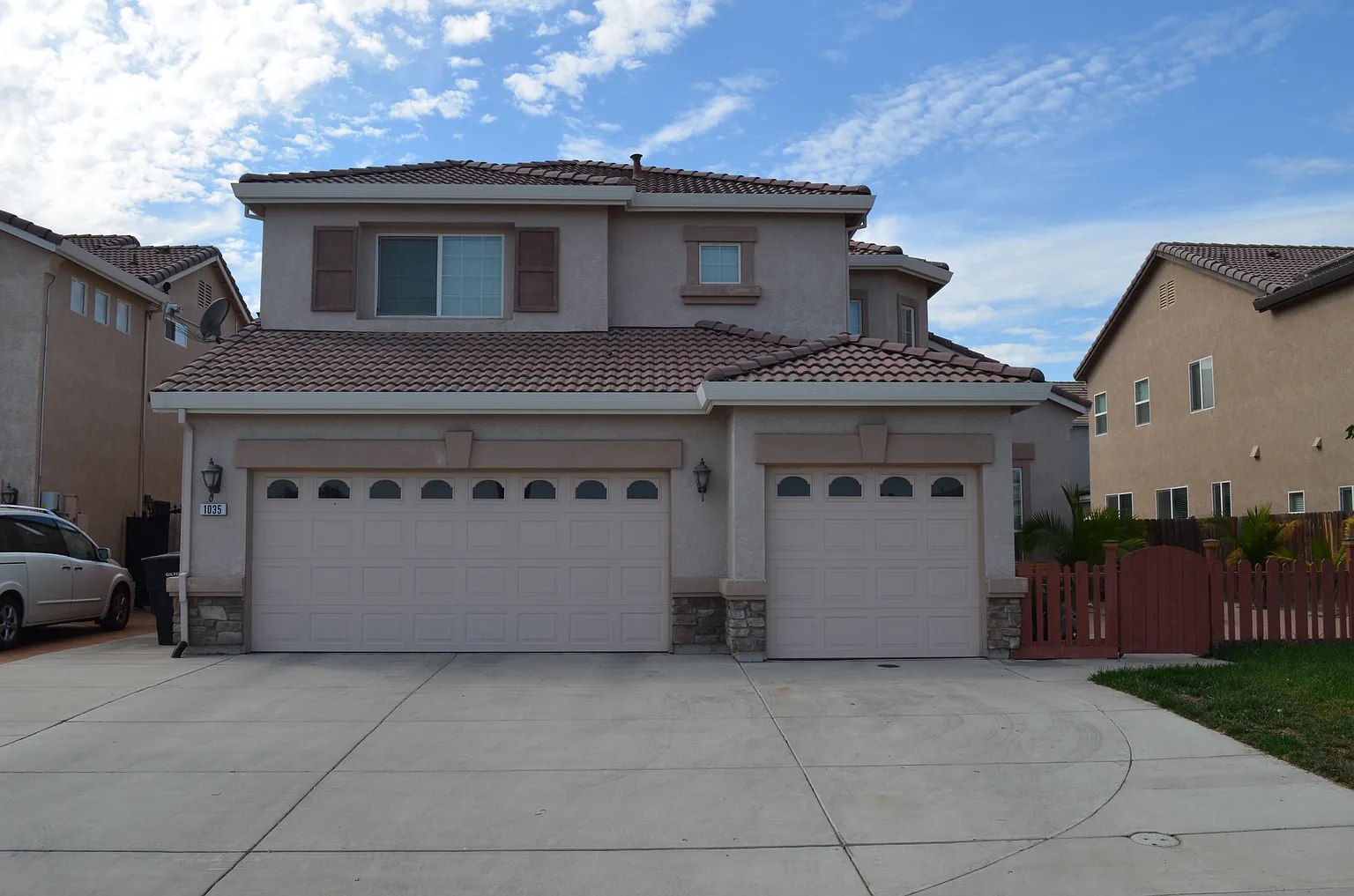 1035 Montelena Ave photo 1